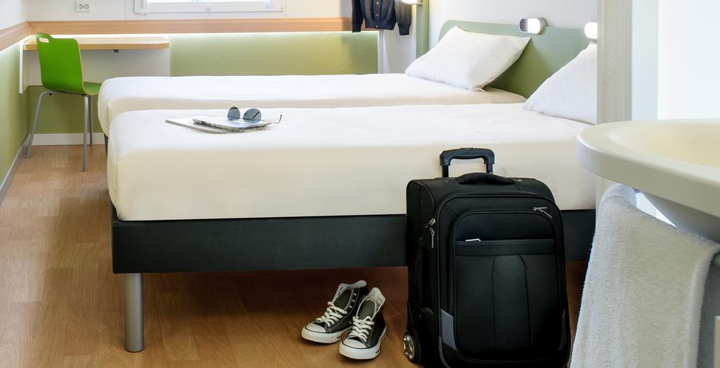 Ibis Budget Ulm City Bagian luar foto