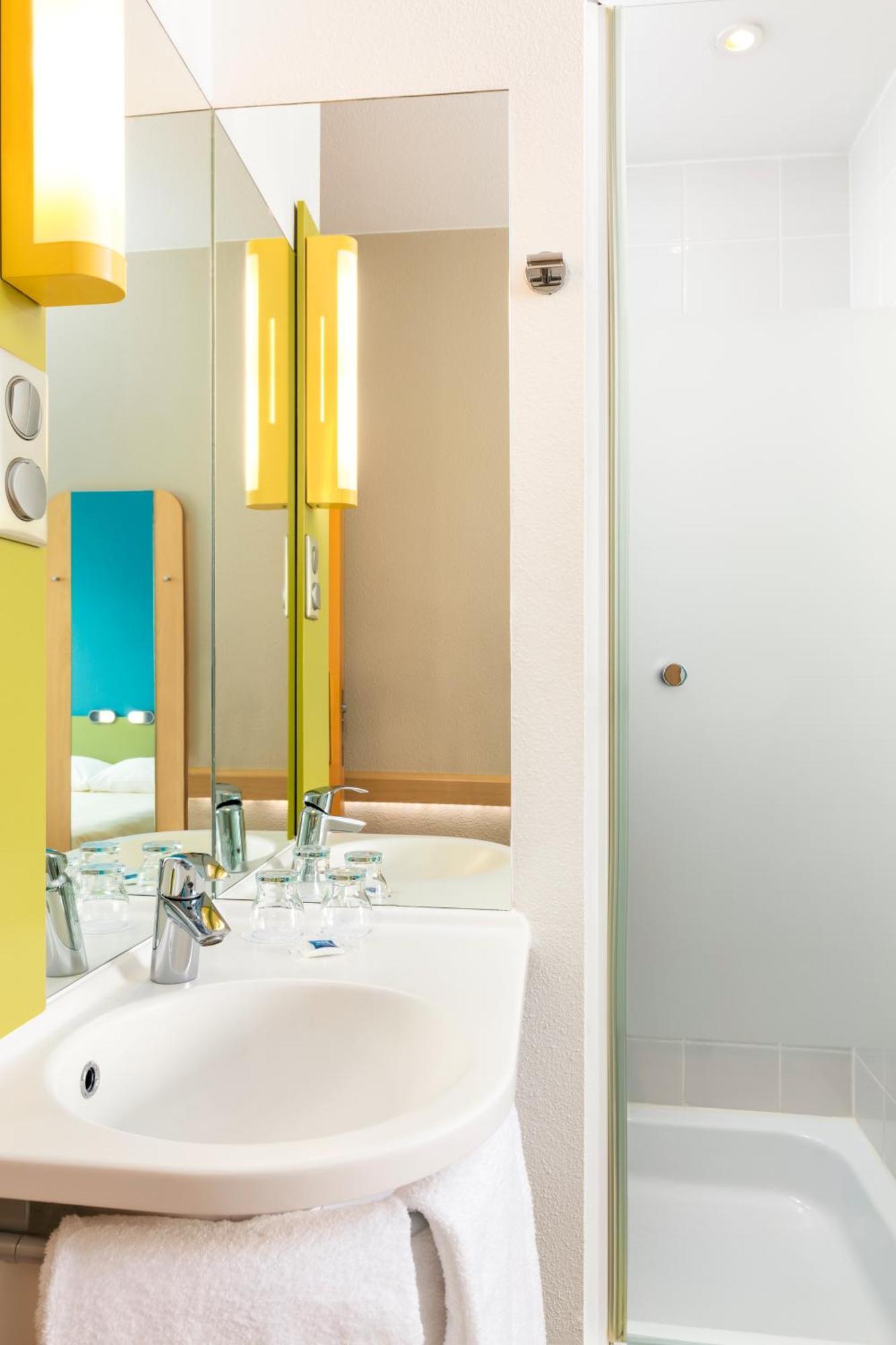 Ibis Budget Ulm City Bagian luar foto