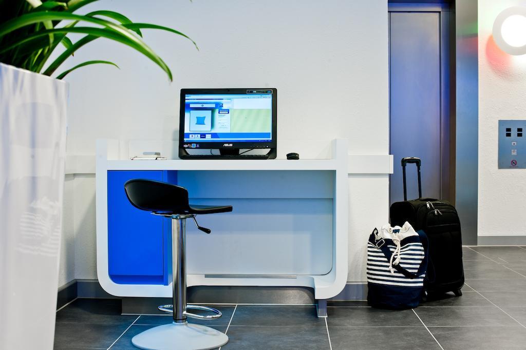 Ibis Budget Ulm City Bagian luar foto