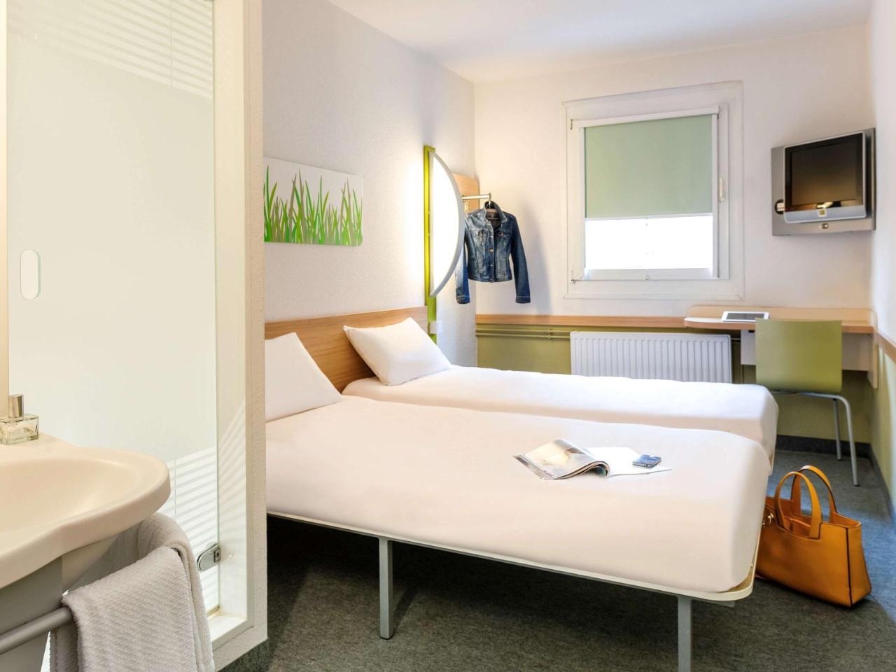 Ibis Budget Ulm City Bagian luar foto